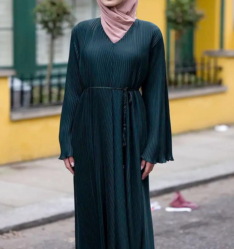 Bottle Green Pleated Abaya - Islamic Pixels